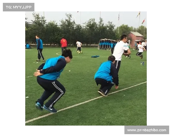 北师大附中学生谈AI海报创作:篮球让我们更团结